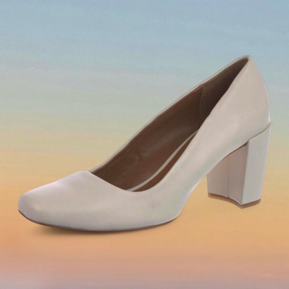 Halston white leather block heel pumps